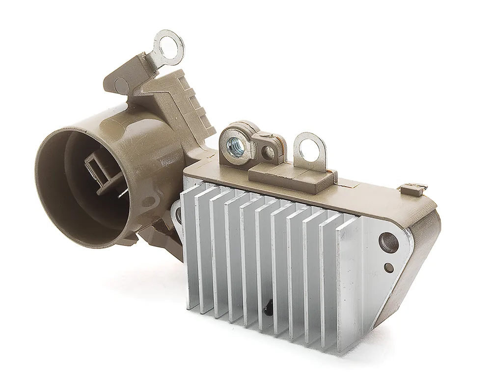 REGULADOR ALTERNADOR NIPPONDENSO JOHN DEERE KUBOTA TOTAL PARTS 51004C