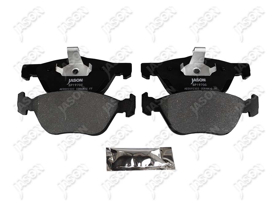 BALATA DE FRENO DELANTERO CERAMICA RAM 700 2015-2020