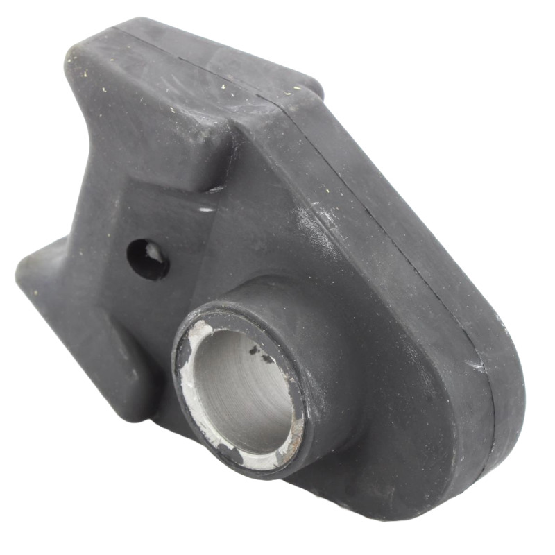SOPORTE DE TRANSMISION IZQUIERDO CHEVROLET BERETTA L4 2.2L 1992-1996