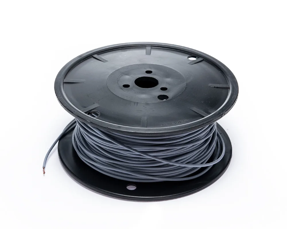 CD-05763 — Cable flexible automotriz para instalación calibre 18" gris carrete... CDC 05763