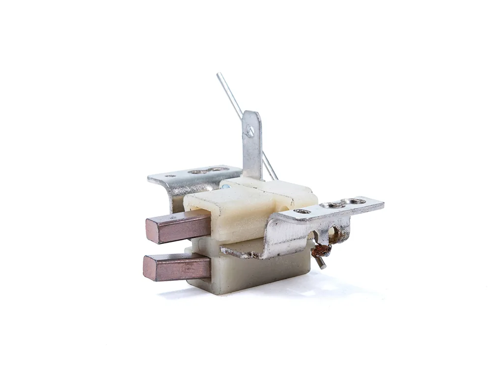 TP-02546 — Porta Carbon Para Alternador Motorola ( 1 Terminal ) ( 3-15 ) TOTAL PARTS 02546