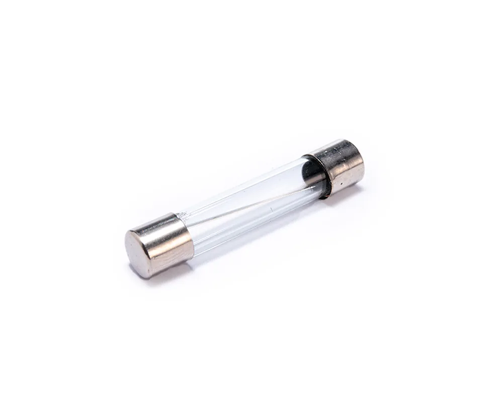 TP-03778 — Fusible Tipo Cristal 15Amps 32mm TOTAL PARTS 03778