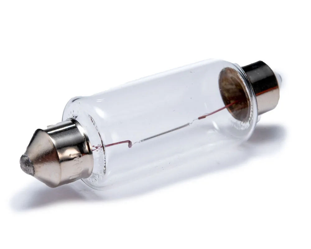 TP-04480 — Foco Tipo Fusible Grueso ( 20 ) Para Luz Interior 12 Volts 10 Watts... TOTAL PARTS 04480