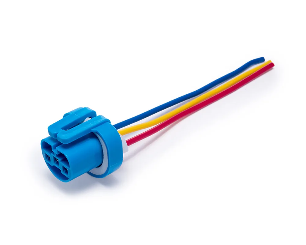 TP-06630 — ARNES ( CONECTOR ) PARA FOCO 9004 / 9007 TOTAL PARTS 06630