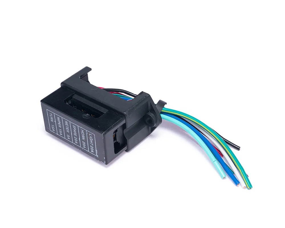 PORTA FUSIBLE UNIVERSAL CON TAPA PARA 6 FUSIBLES CLAVIJA NORMAL TOTAL PARTS 34601